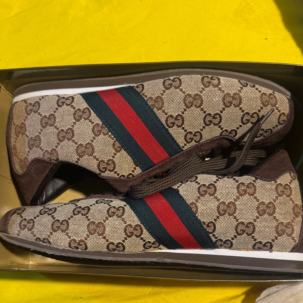 Gucci Beige and Brown Patterned Sneakers - Picture 5 of 5
